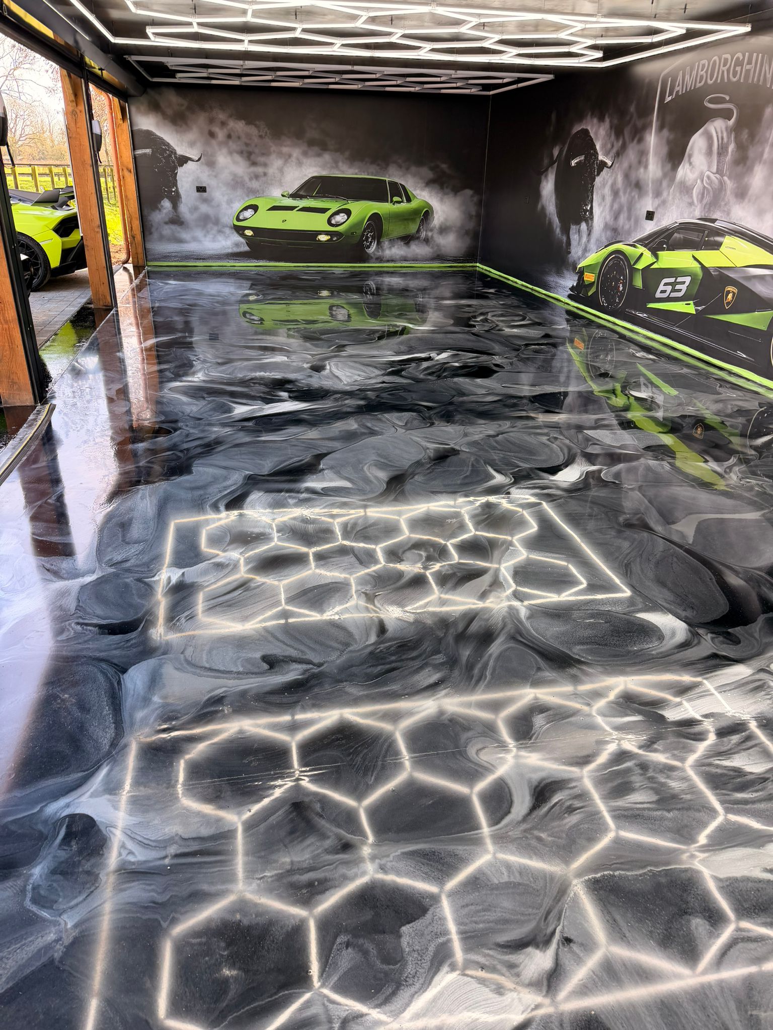 Epoxy floor